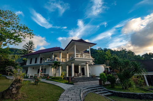 Solitude Lembeh Resort 