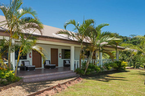 Waidroka Bay Resort 